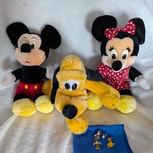 Disney Mickey, Minnie Mouse & Pluto Plush Set With Pins Including Swarovski Pin